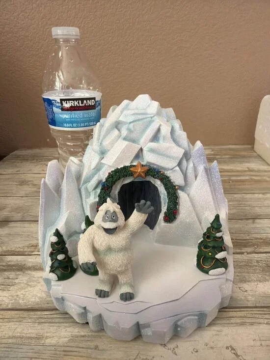 Hawthorne Village Rudolph's Town Abominable Snowman Christmas at Bumble's NEW - Picture 5 of 16